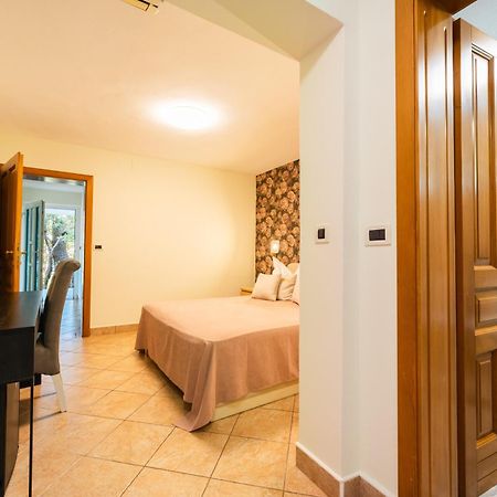 Bed & Breakfast Villa Terezija Baška Eksteriør billede